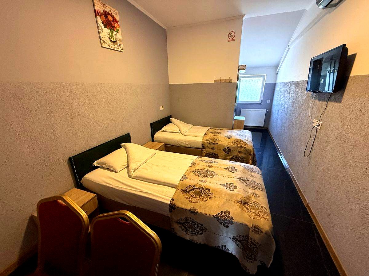 Cameră dublă Corp B — vedere spațioasă